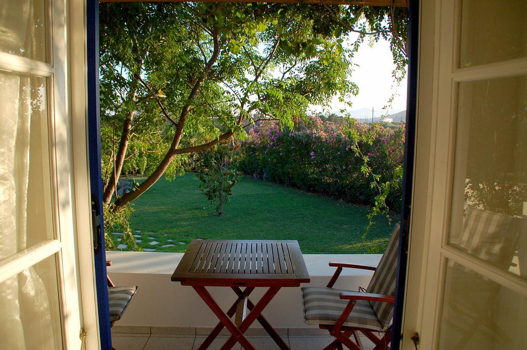 Handrina Studios Naxos City Exterior foto